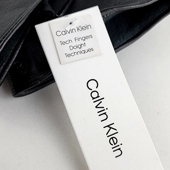 Calvin Klein Men's Black Leather Nylon Winter Insulated Gloves Touchscreen Large - Picture 7 of 9